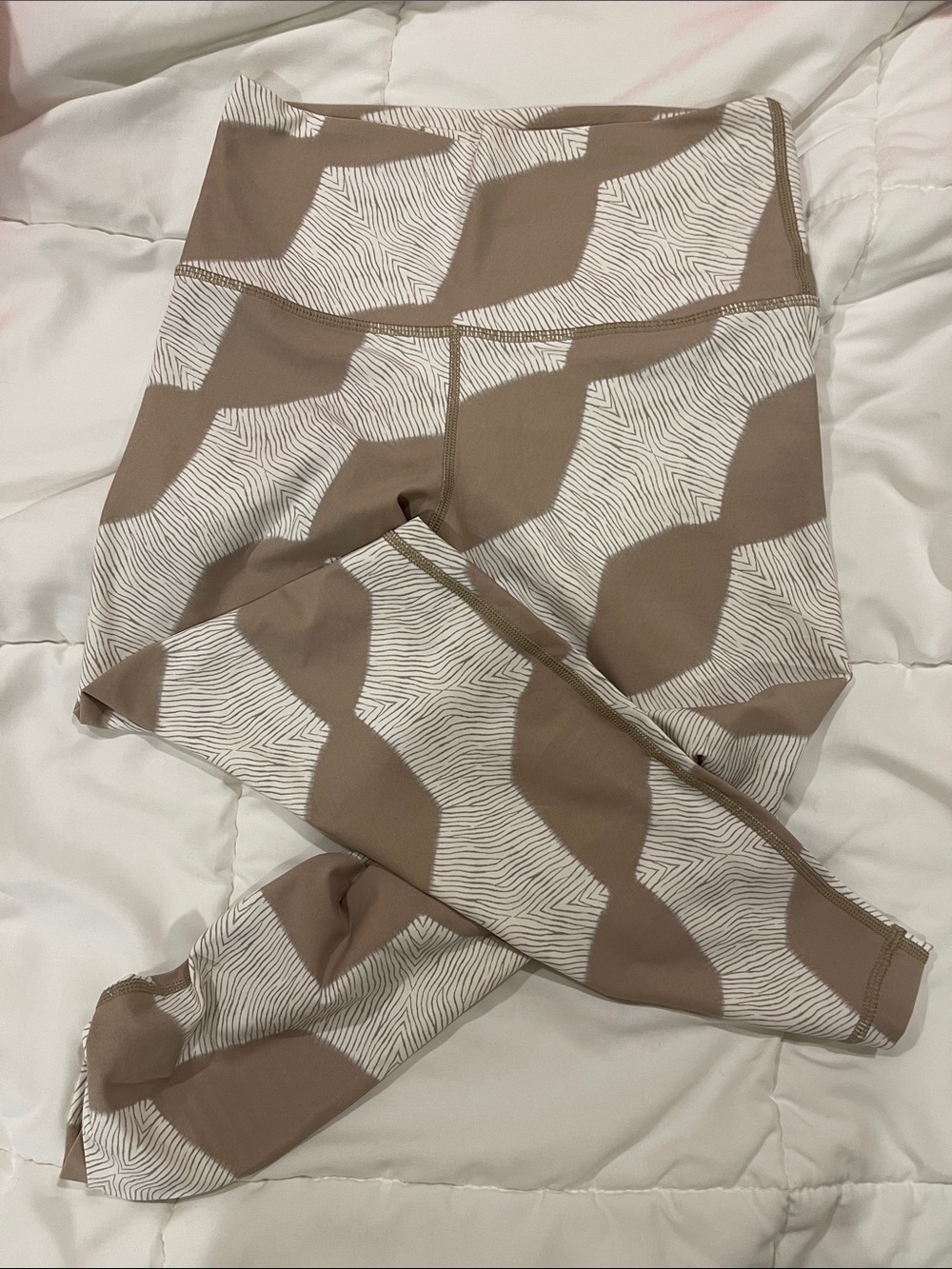 aerie Taupe and White Geometric-Print High-Rise Leggings